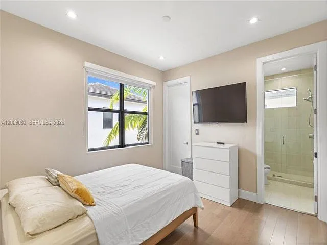 8249 NW 46th St — Photo 13