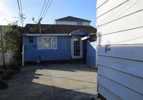 3rd image of 1838 38 1/2 Pauline St