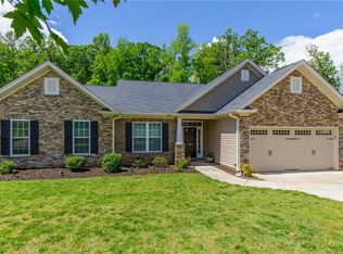 712 Carraway Dr, Graham, NC 27253