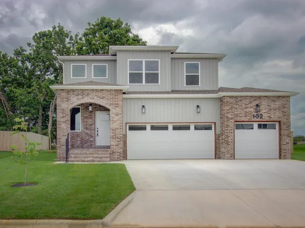 102 E Acacia Circle, Clever, MO 65631