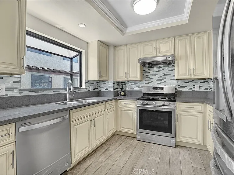 1521 S Del Mar Ave #1521K — Photo 29