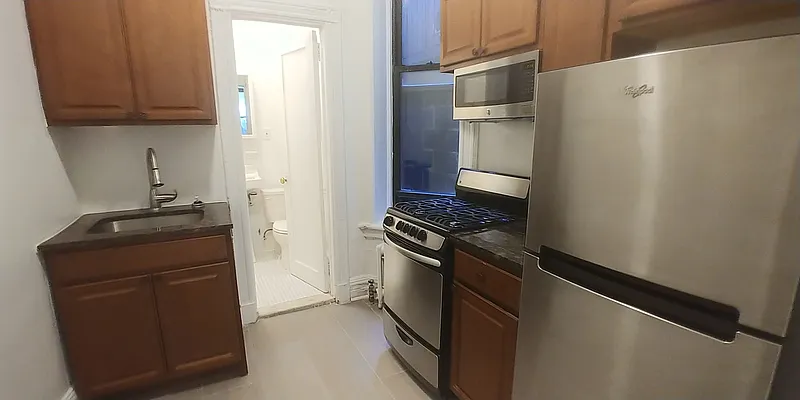 Rented by GPA Realty | media 18