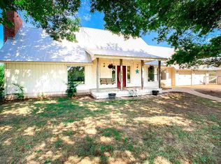 2120 S McCord Rd, Ponca City, OK 74604