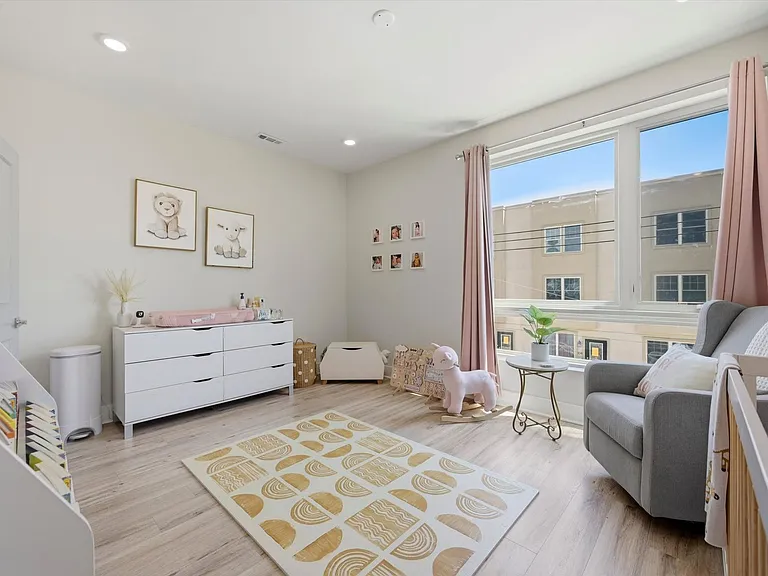 101 E Phil Ellena St — Photo 12