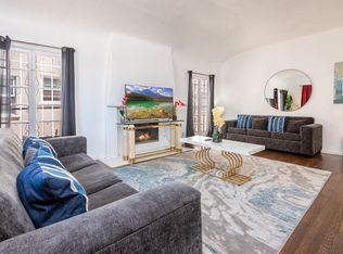 230 S Robertson Blvd #ID1042882P, Beverly Hills, CA 90211