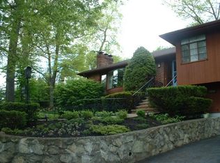 31 Jacobs Ter, Newton, MA 02459