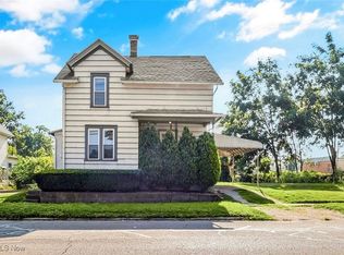 518 N Vine St, Orrville, OH 44667