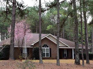 90 Roseanne Loop, Hamilton, GA 31811