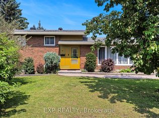 41 Wigan Dr, Ottawa, ON K2E 6K9