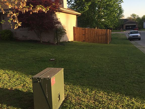 4th image of 126 W Sandalwood Ln