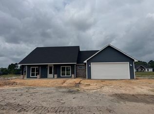 185 Salem Ridge Dr, Huntington, TX 75949
