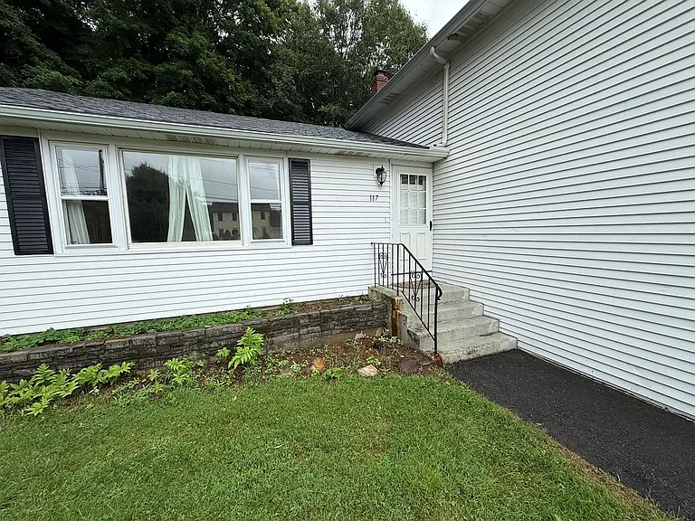 117 Depot St — Photo 28