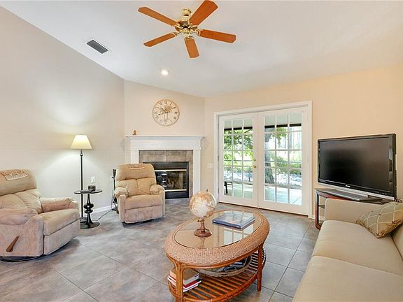 5th image of 17527 Fairmeadow Dr