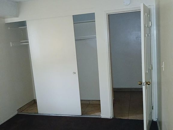 4th image of 729 N Park Ave #8