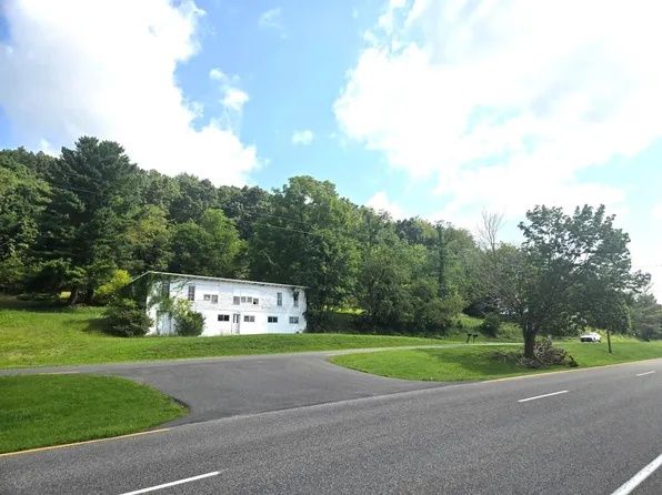1160 W Lee Hwy, Wytheville, VA 24382