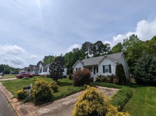 102 Webbs Mill Dr, Fort Mill, SC 29715