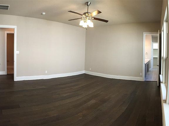 4th image of 3029 Monford Dr