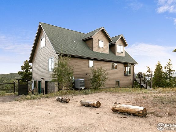 2nd image of 513 Horseshoe Pl
