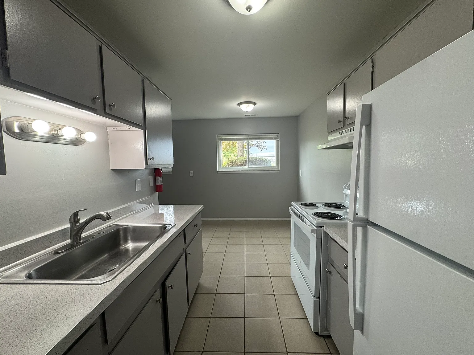 4269 Quarry Road - 7 — Photo 3