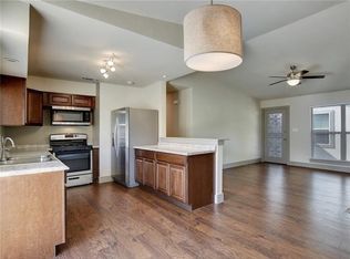 9415 Quail Meadow Dr #B, Austin, TX 78758