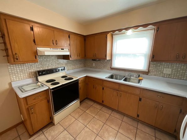 3850 S 75th St APT 1