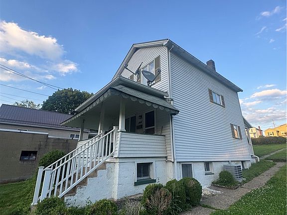 4th image of 1013 Howell St