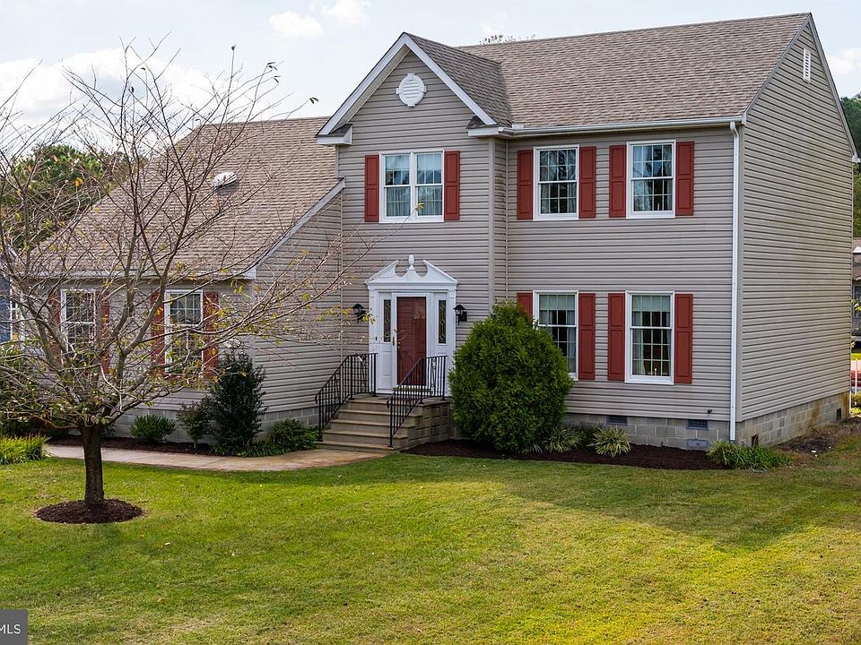 1st image of 38920 Bayview W