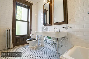 Rented by ZealEstate Group Inc