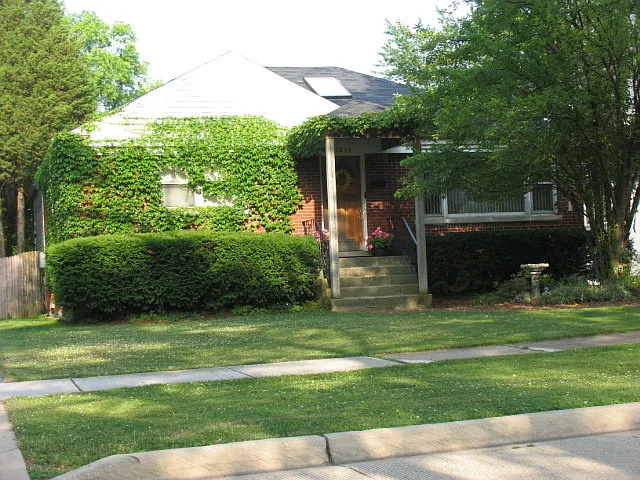 3833 Grand Ave photo 1