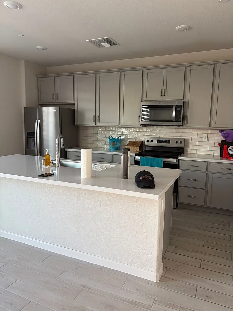 Manteca's Coveted Hawhtorne Community — Photo 2
