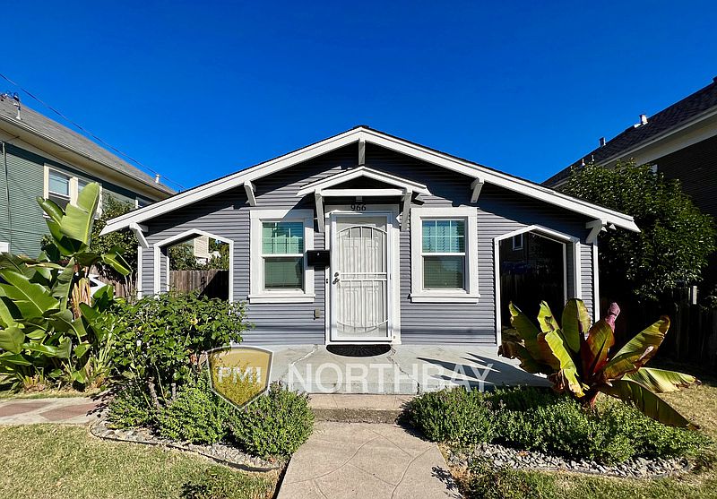 1st image of 966 Lincoln Ave