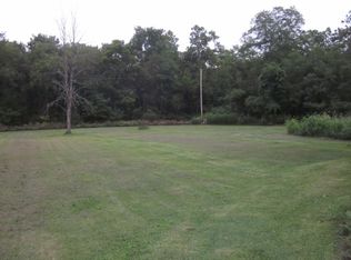 25 Slegle Ln, Mill Hall, PA 17751