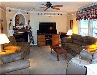 5th image of 142 Hazelwood Dr