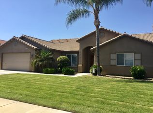 1546 Bristol Ln, Hanford, CA 93230