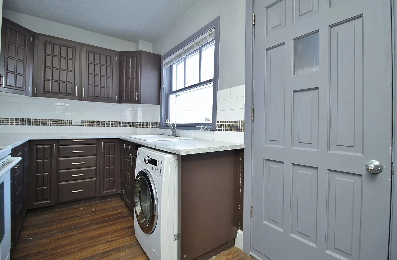 75 Vachon Avenue — Photo 2