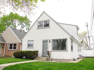 417 S 94th St, Milwaukee, WI 53214