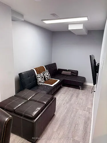 3250 Apricot St #BASEMENT Photo 1