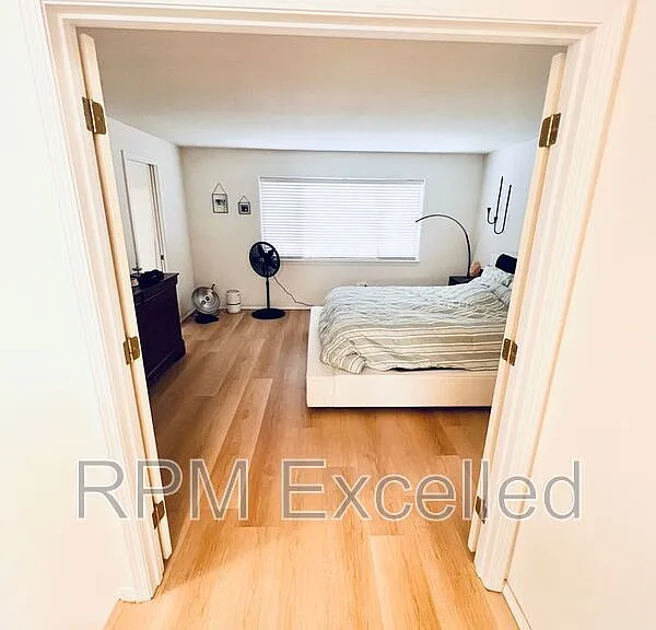 9426 S 242nd St — Photo 16