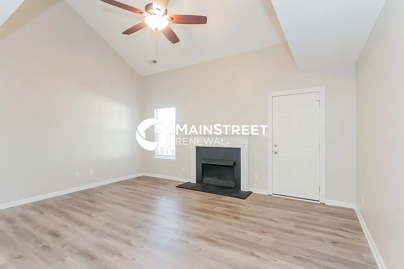 8106 Sheckler Ln — Photo 4