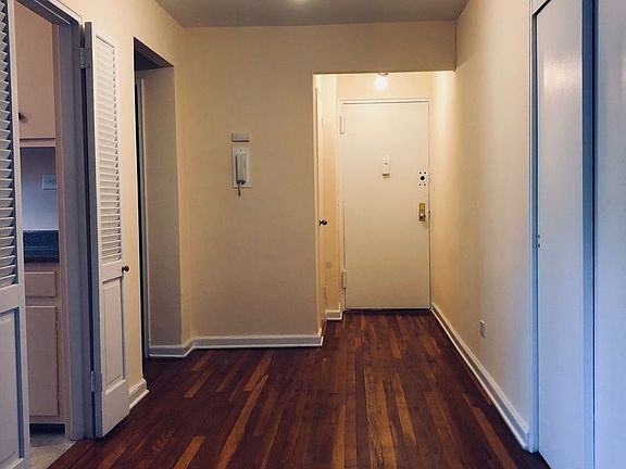 3rd image of 11016 72nd Ave APT 606