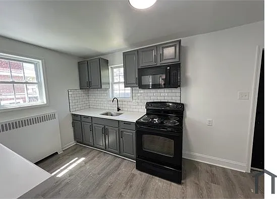 3 bed, $1,850 — Photo 2
