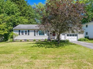 425 Windsor Rd, Rochester, NY 14612