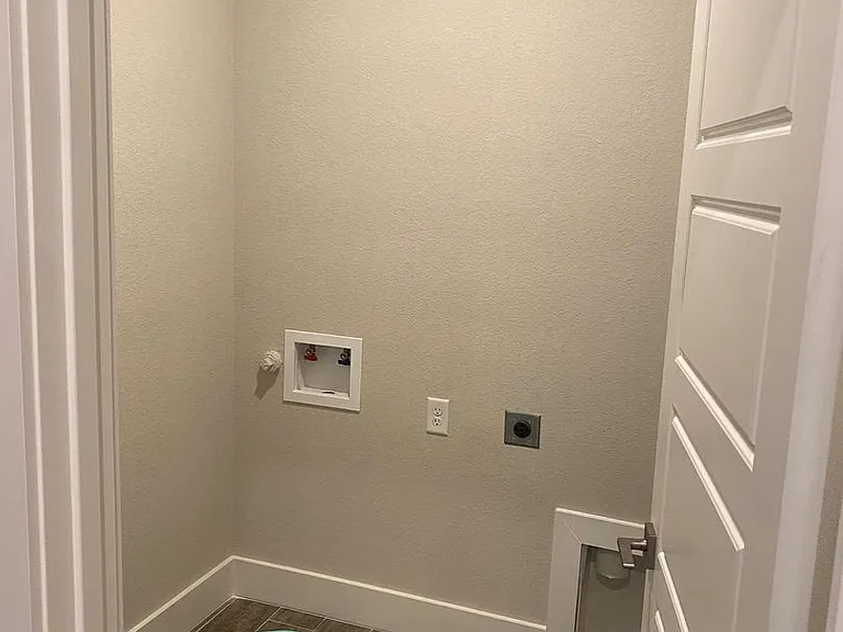 716 The Cottages Dr — Photo 17