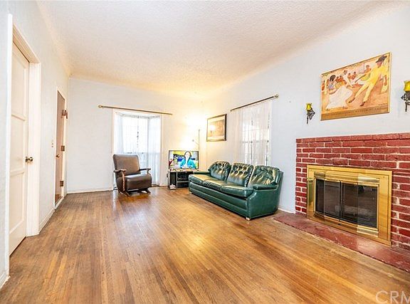 2nd image of 1410 Potrero Grande Dr