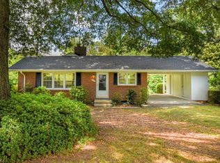 4602 Wait Rd, Winston Salem, NC 27106