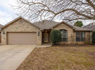 4409 Oaks Bluff Dr, Little Rock, AR 72223