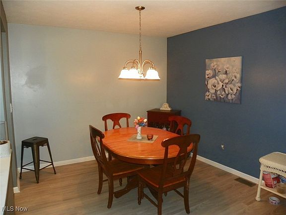 3rd image of 23474 Grist Mill Ct