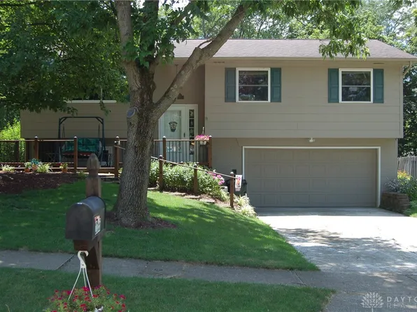 2355 Trinity Dr, Turtlecreek Twp, OH 45044