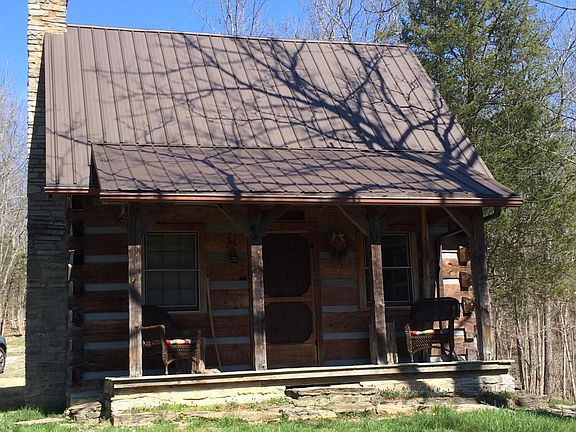 2nd image of 1320 Mudlick Rd
