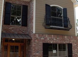 24235 Chateau De Chene Dr, Walker, LA 70785